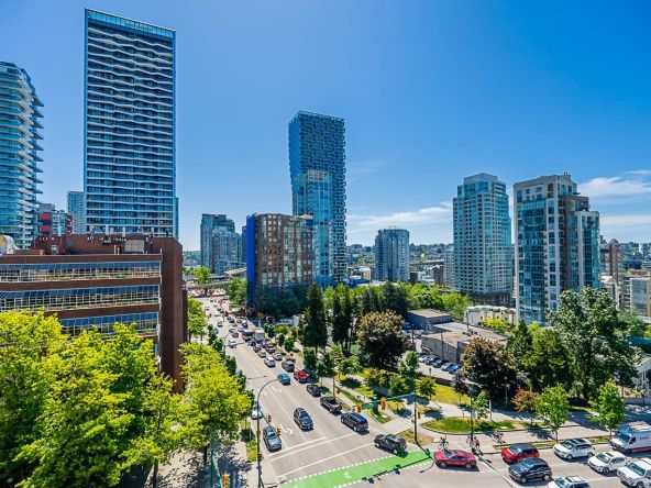 Unit 1002 1003 Pacific Street Vancouver-25