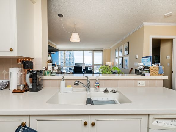 Unit 1002 1003 Pacific Street Vancouver-10