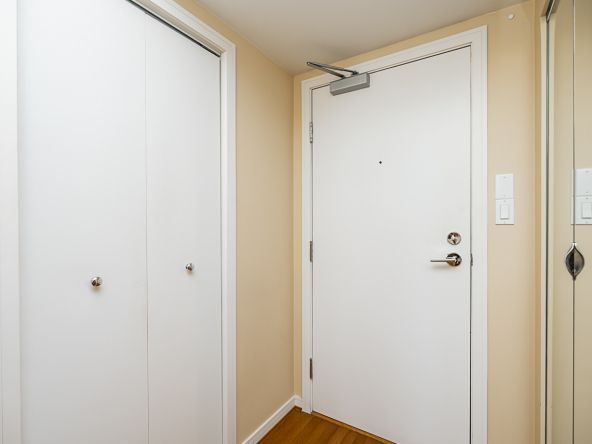 Unit 1002 1003 Pacific Street Vancouver-6