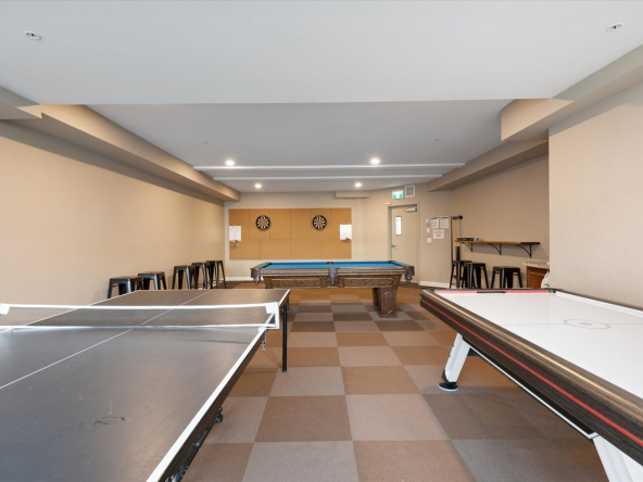 33-DSC0585